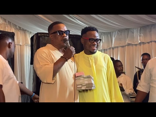 BOYE BEST GIFTS MILLIONS OF NAIRA TO ATORISE AT CEO VICKY ENTERTAINMENTS 40TH BIRTHDAY PARTY